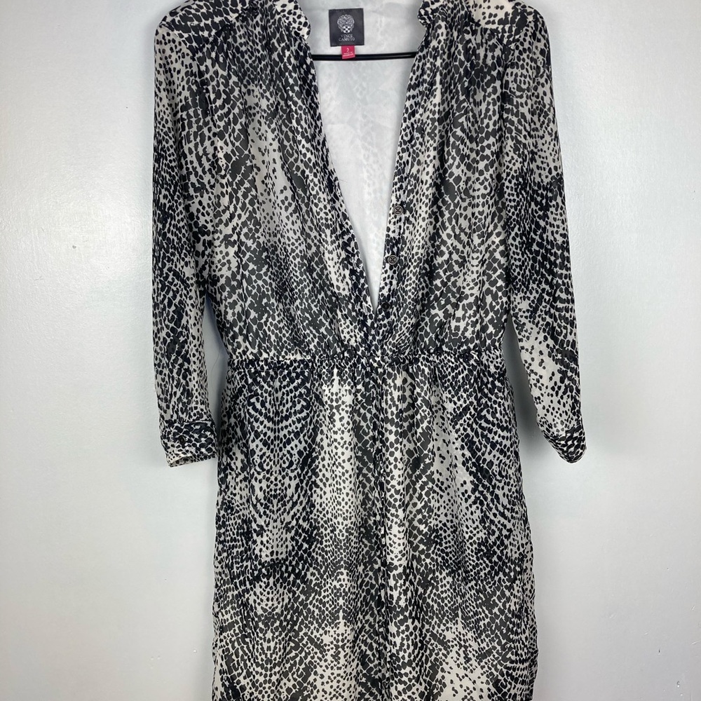 Vince Camuto Dress Size 2. - Picture 2 of 8